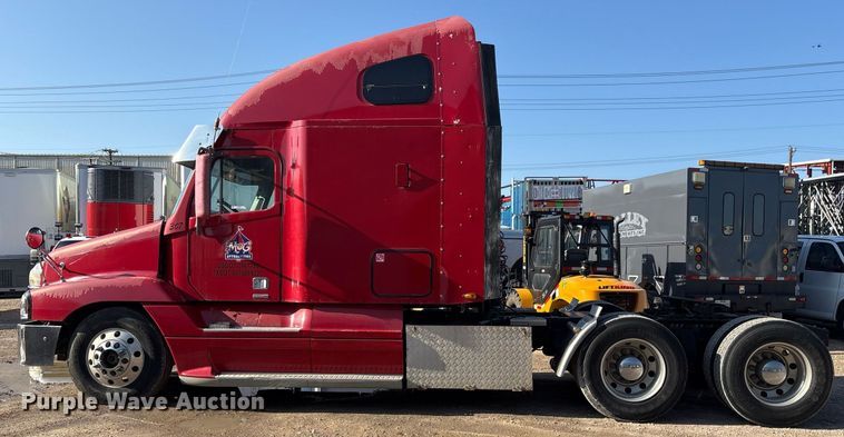 image for item OK9451 2005 Freightliner Century Class  semi truck