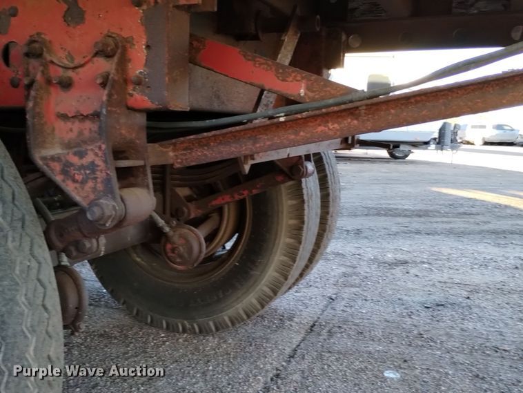 image for item YA0159 1968 Strick dry van trailer