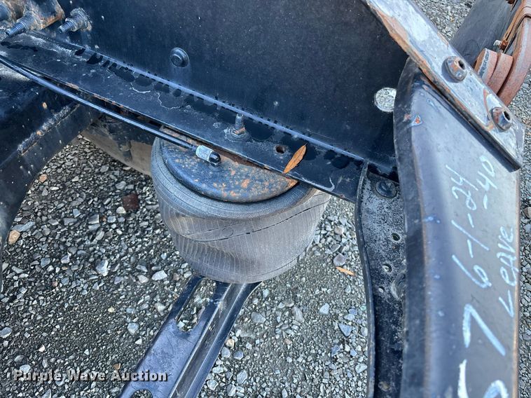 image for item YA0163 2012 Volvo VNL semi truck