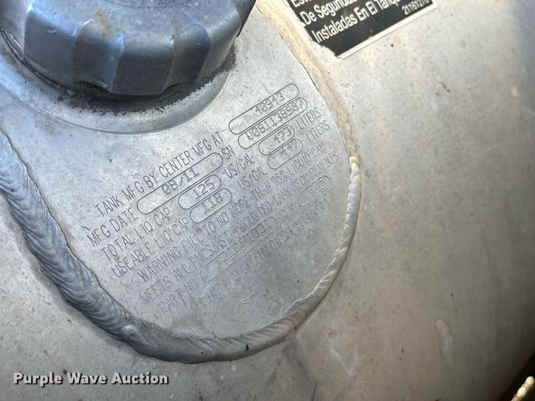 image for item YA0163 2012 Volvo VNL semi truck