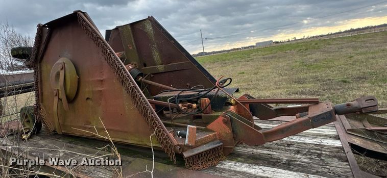 image for item DO0181 Bush Hog batwing rotary mower