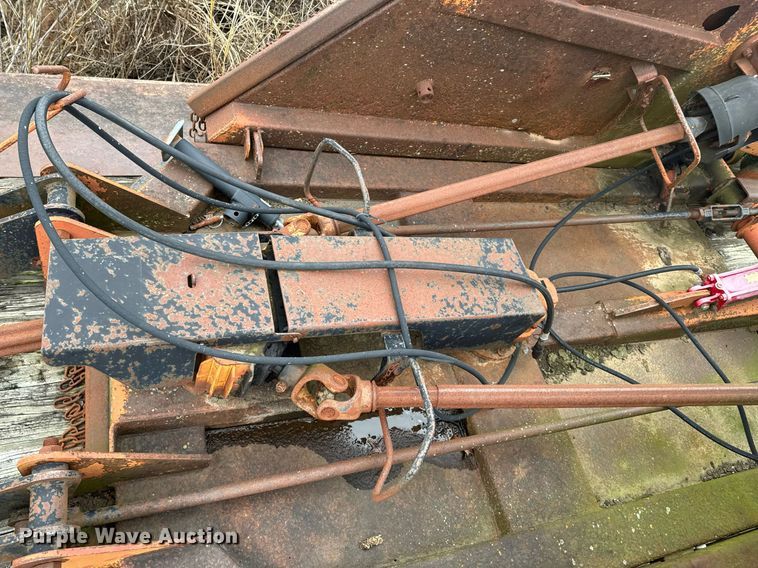 image for item DO0181 Bush Hog batwing rotary mower