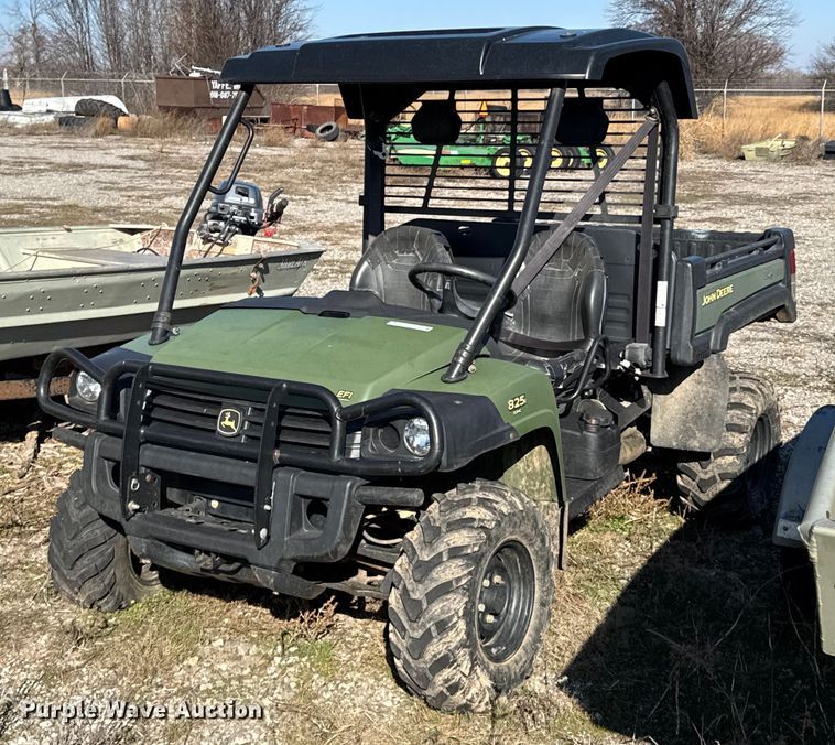 image for item DO0222 2011 John Deere Gator 825i utility vehicle