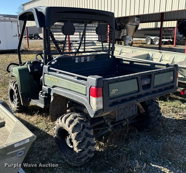image for item DO0222 2011 John Deere Gator 825i utility vehicle