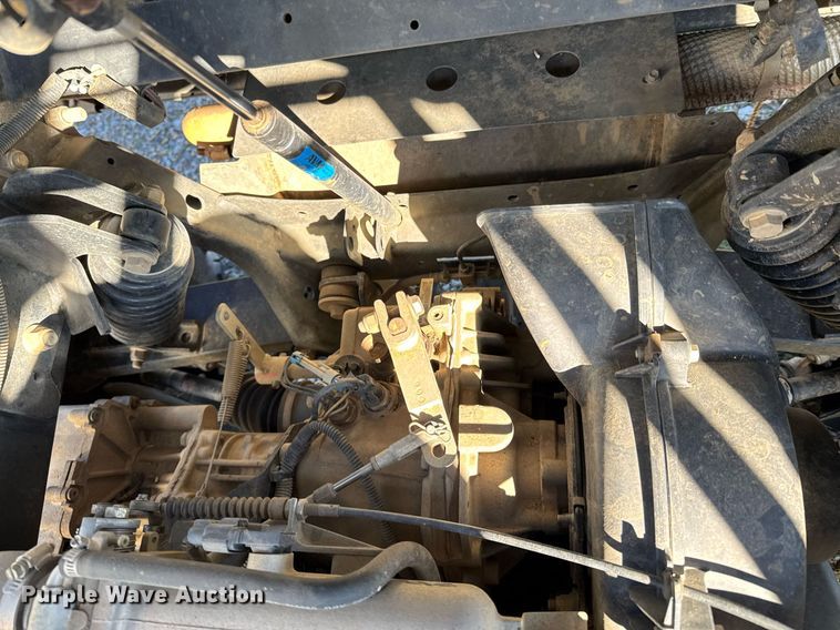 image for item DO0222 2011 John Deere Gator 825i utility vehicle