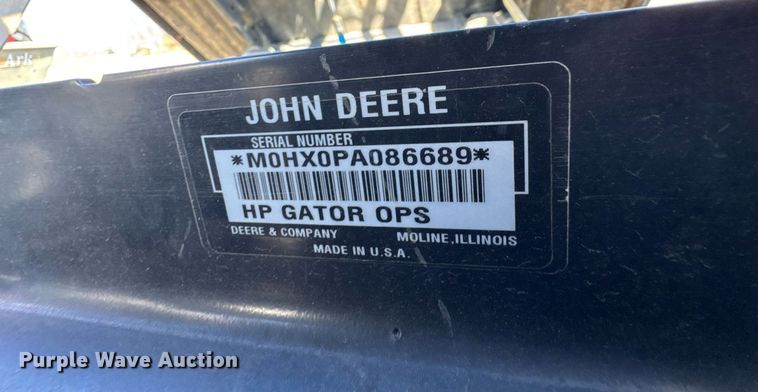 image for item DO0222 2011 John Deere Gator 825i utility vehicle