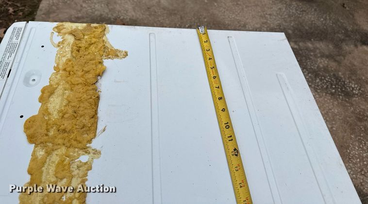 image for item EG7942 Frigidaire FFRH18L2R22 AC/heating unit