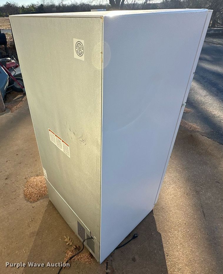 image for item EJ5336 Haier HTQ21JAAWW refrigerator