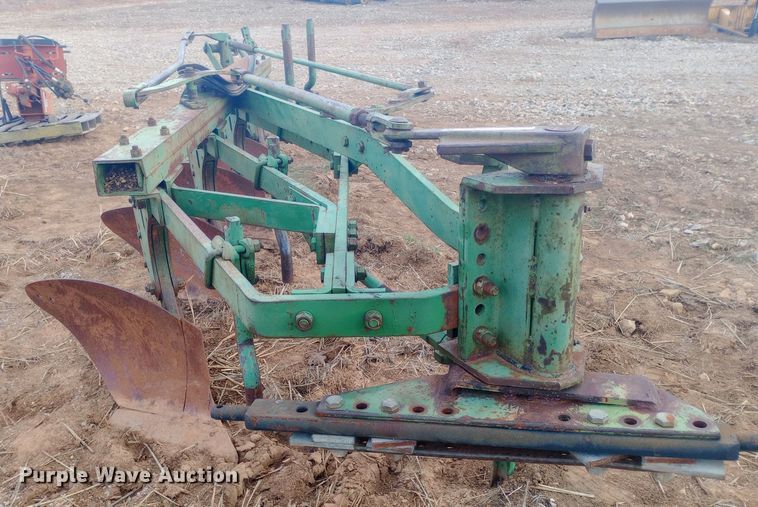 image for item EN8626 John Deere four bottom plow