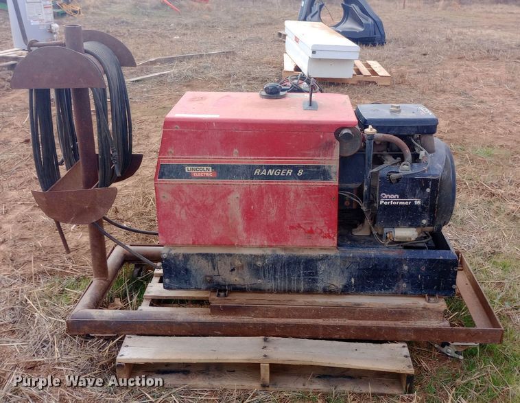 image for item EN8630 Lincoln Electric  Ranger 8 welder/generator