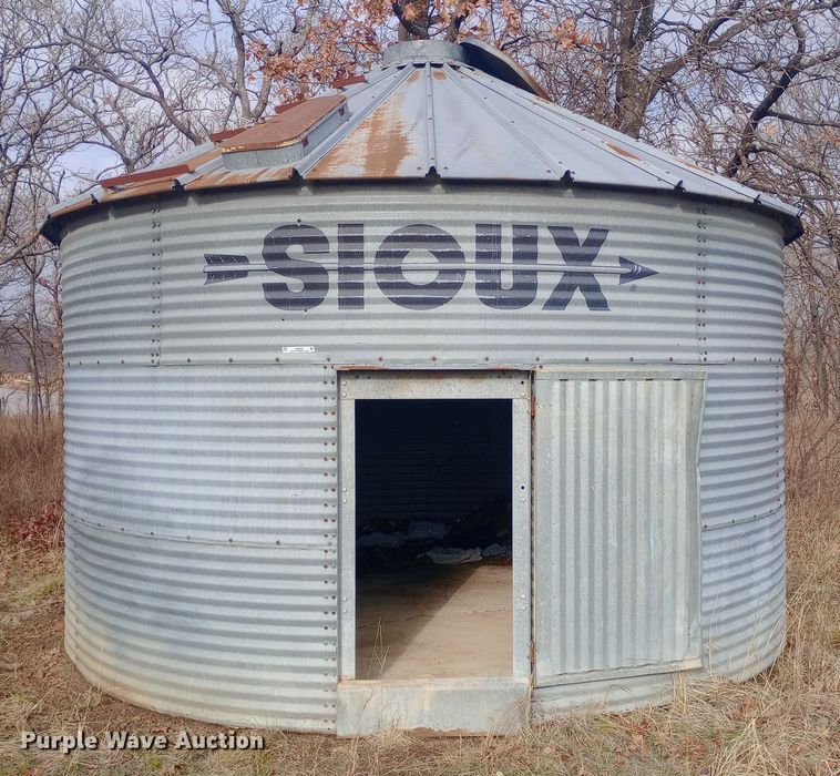 image for item EN8633 Sioux grain bin