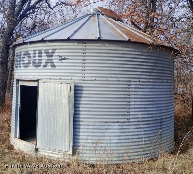 image for item EN8633 Sioux grain bin