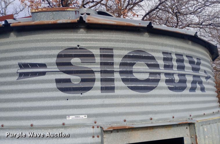 image for item EN8633 Sioux grain bin