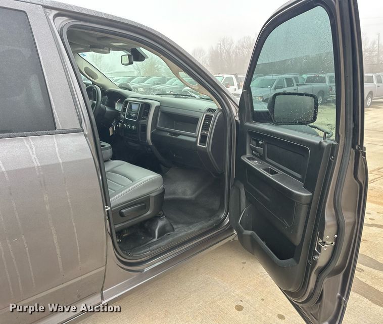 image for item ER4681 2019 Dodge Ram 1500 Quad Cab pickup truck