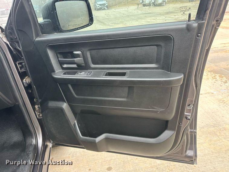 image for item ER4681 2019 Dodge Ram 1500 Quad Cab pickup truck