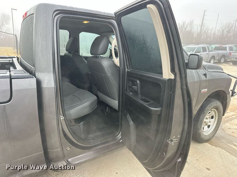 image for item ER4681 2019 Dodge Ram 1500 Quad Cab pickup truck