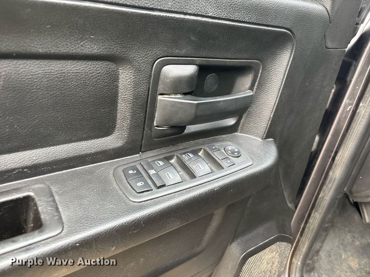 image for item ER4682 2019 Dodge Ram 1500 Quad Cab pickup truck