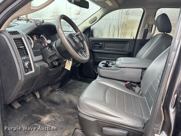 image for item ER4682 2019 Dodge Ram 1500 Quad Cab pickup truck