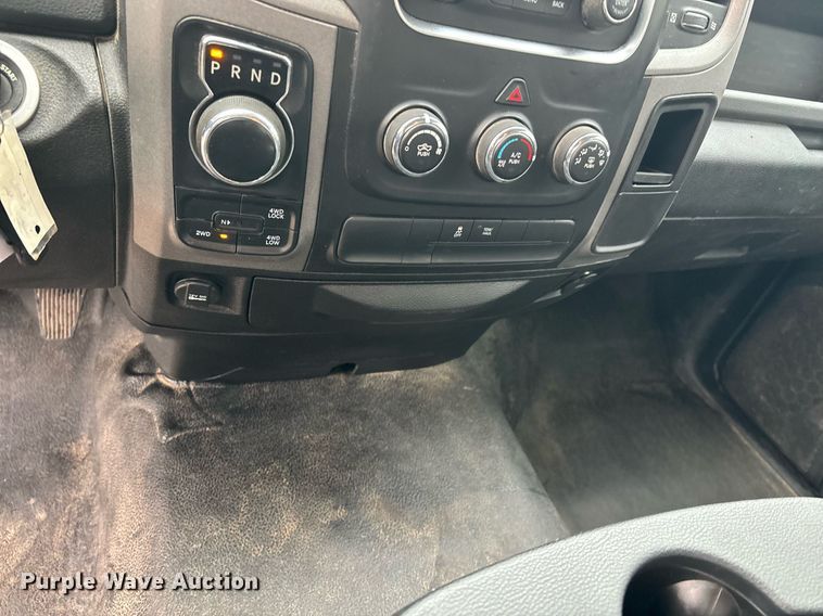 image for item ER4682 2019 Dodge Ram 1500 Quad Cab pickup truck