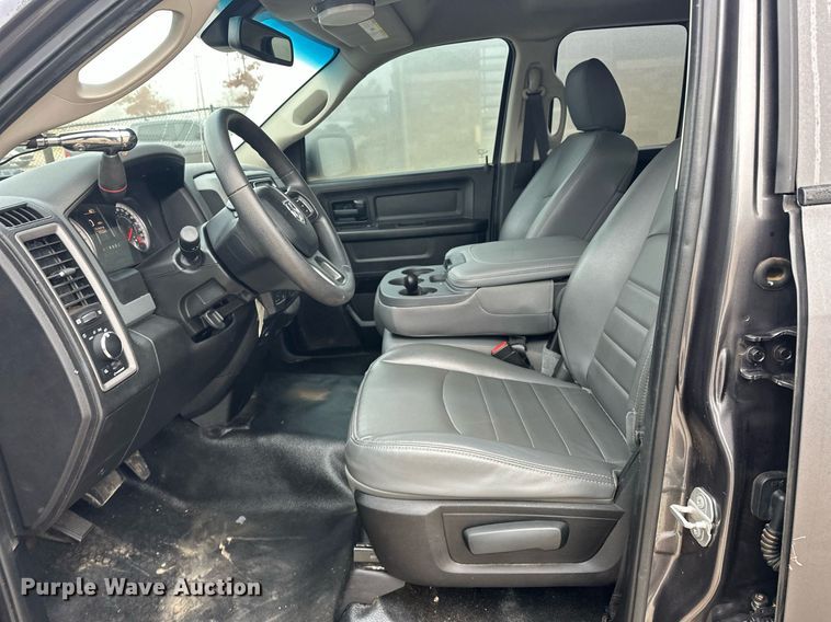 image for item ER4683 2019 Dodge Ram 1500 Quad Cab pickup truck