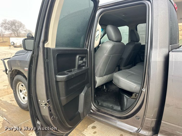 image for item ER4683 2019 Dodge Ram 1500 Quad Cab pickup truck