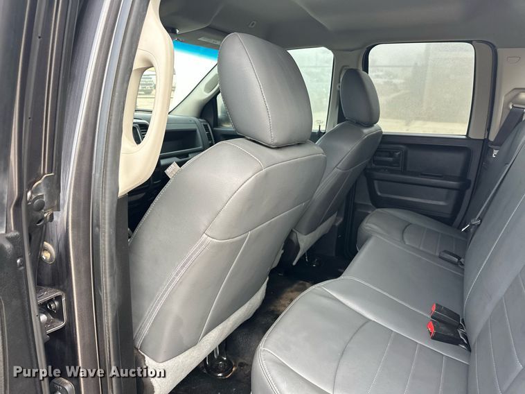 image for item ER4683 2019 Dodge Ram 1500 Quad Cab pickup truck