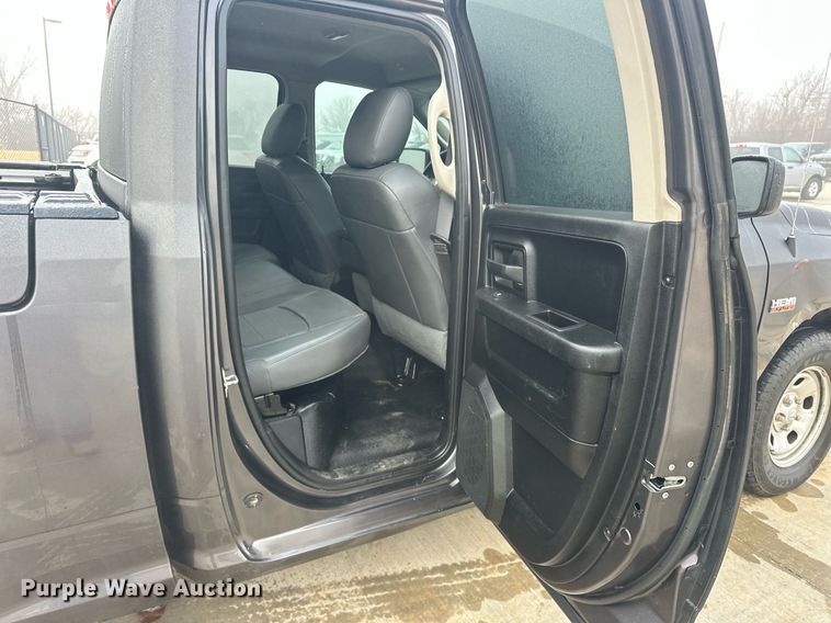 image for item ER4683 2019 Dodge Ram 1500 Quad Cab pickup truck