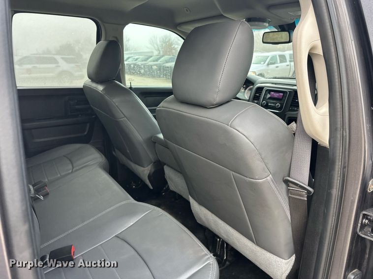 image for item ER4683 2019 Dodge Ram 1500 Quad Cab pickup truck