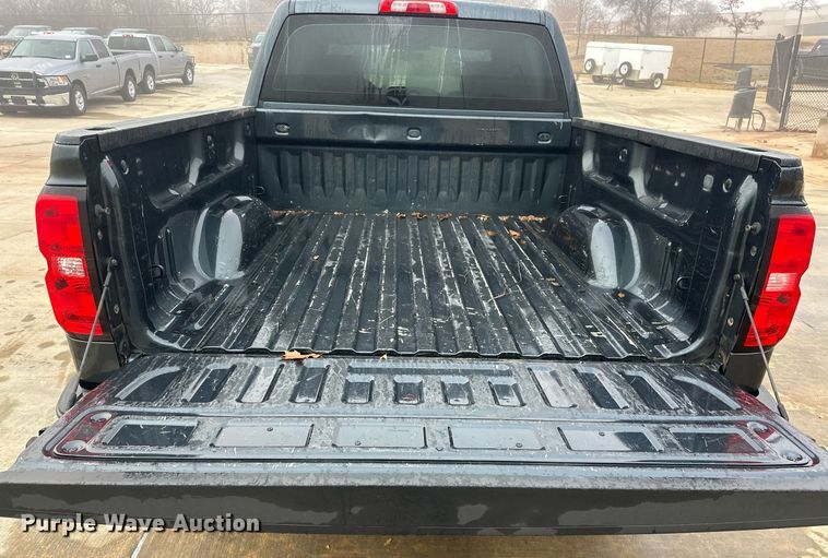 image for item ER4685 2018 Chevrolet Silverado 1500 Crew Cab pickup truck