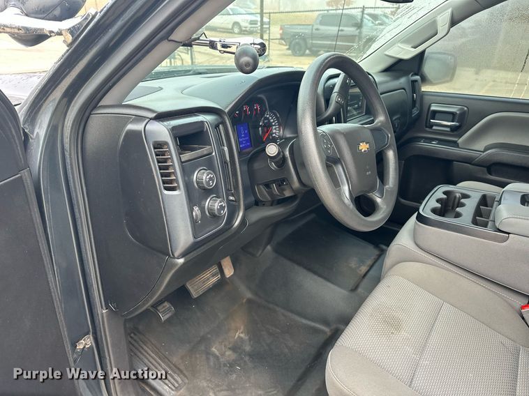 image for item ER4685 2018 Chevrolet Silverado 1500 Crew Cab pickup truck