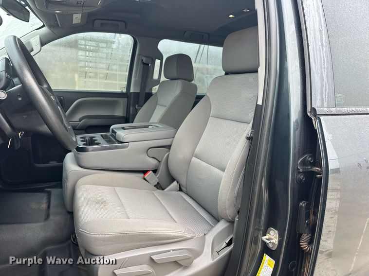 image for item ER4685 2018 Chevrolet Silverado 1500 Crew Cab pickup truck