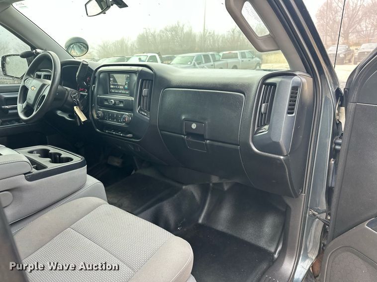 image for item ER4685 2018 Chevrolet Silverado 1500 Crew Cab pickup truck