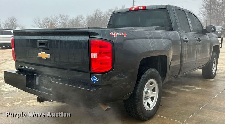 image for item ER4687 2017 Chevrolet Silverado 1500 Double Cab pickup truck