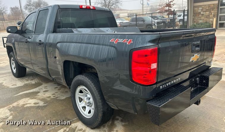 image for item ER4687 2017 Chevrolet Silverado 1500 Double Cab pickup truck