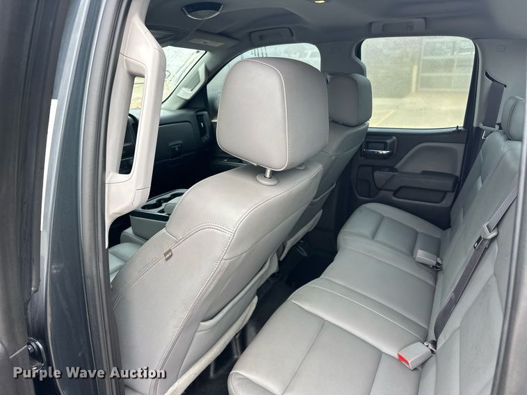 image for item ER4687 2017 Chevrolet Silverado 1500 Double Cab pickup truck