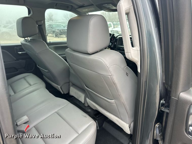 image for item ER4687 2017 Chevrolet Silverado 1500 Double Cab pickup truck