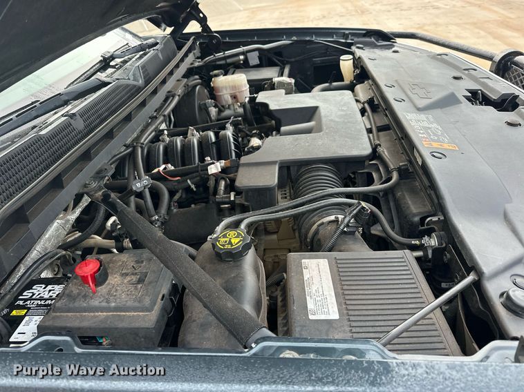 image for item ER4687 2017 Chevrolet Silverado 1500 Double Cab pickup truck