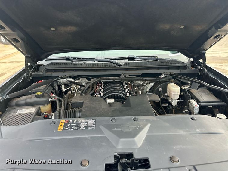 image for item ER4687 2017 Chevrolet Silverado 1500 Double Cab pickup truck