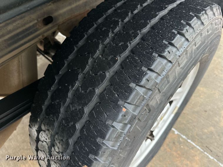 image for item ER4687 2017 Chevrolet Silverado 1500 Double Cab pickup truck