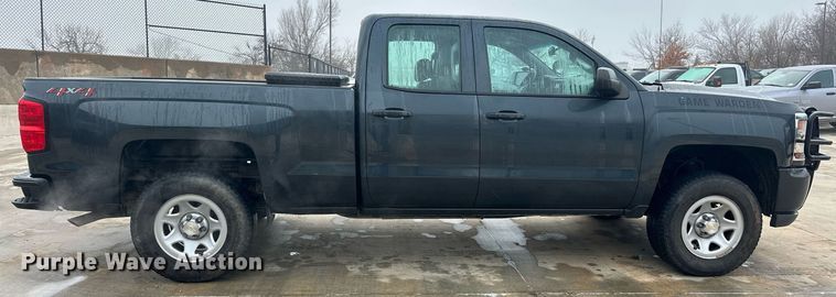 image for item ER4689 2018 Chevrolet Silverado 1500 Double Cab pickup truck