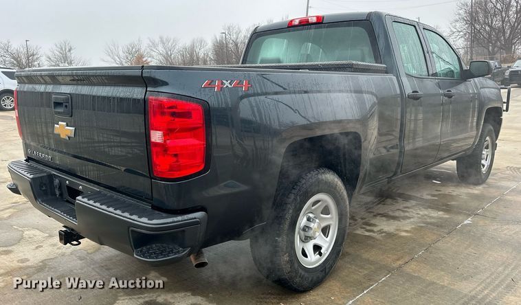 image for item ER4689 2018 Chevrolet Silverado 1500 Double Cab pickup truck