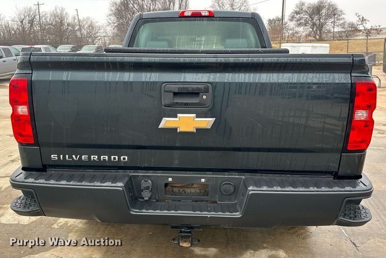 image for item ER4689 2018 Chevrolet Silverado 1500 Double Cab pickup truck