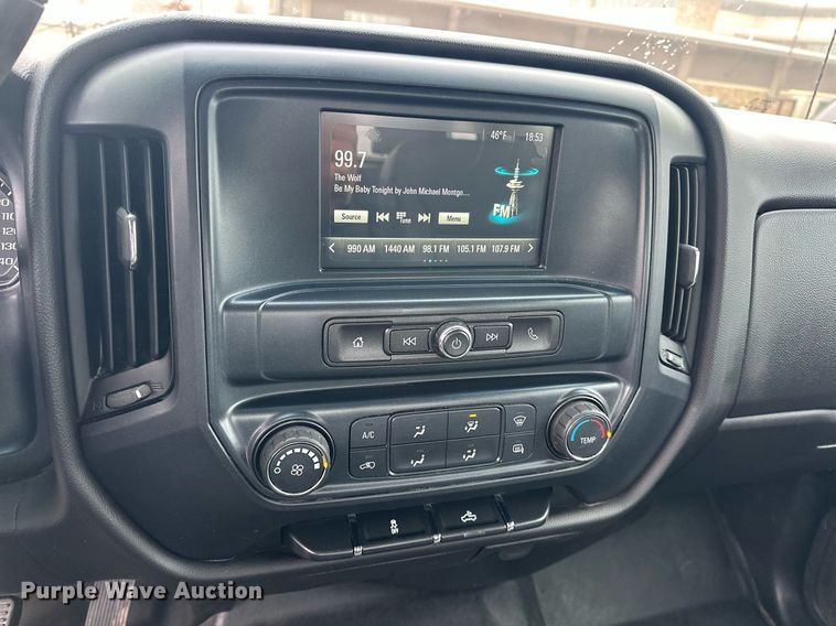 image for item ER4689 2018 Chevrolet Silverado 1500 Double Cab pickup truck