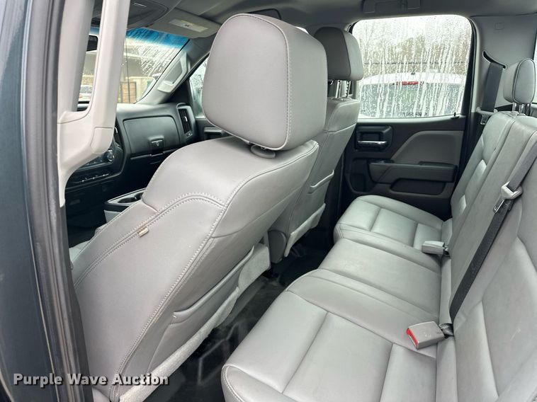 image for item ER4689 2018 Chevrolet Silverado 1500 Double Cab pickup truck