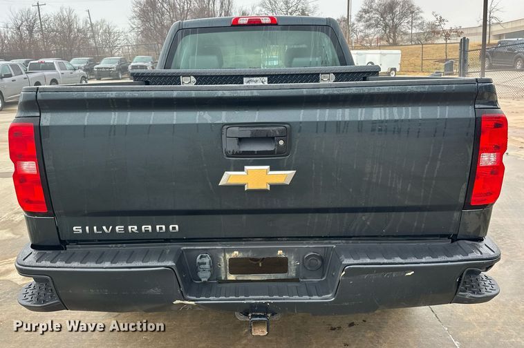 image for item ER4691 2017 Chevrolet Silverado 1500 Double Cab pickup truck