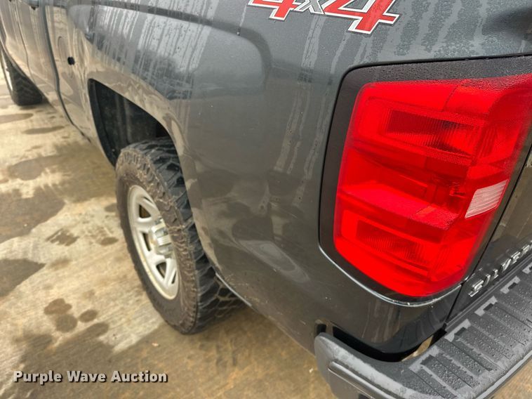 image for item ER4691 2017 Chevrolet Silverado 1500 Double Cab pickup truck