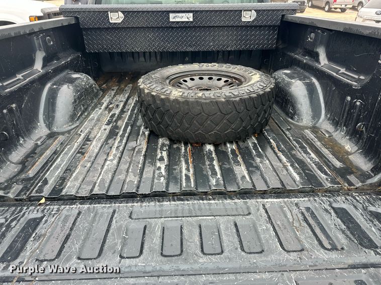 image for item ER4691 2017 Chevrolet Silverado 1500 Double Cab pickup truck