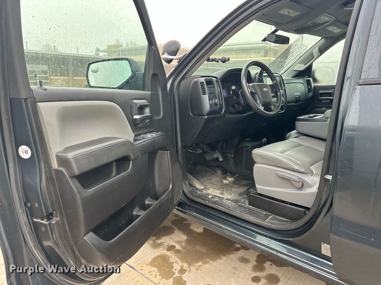 image for item ER4691 2017 Chevrolet Silverado 1500 Double Cab pickup truck