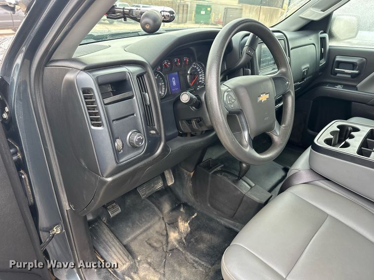 image for item ER4691 2017 Chevrolet Silverado 1500 Double Cab pickup truck