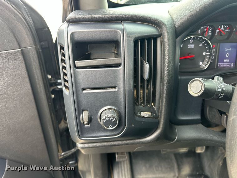 image for item ER4691 2017 Chevrolet Silverado 1500 Double Cab pickup truck